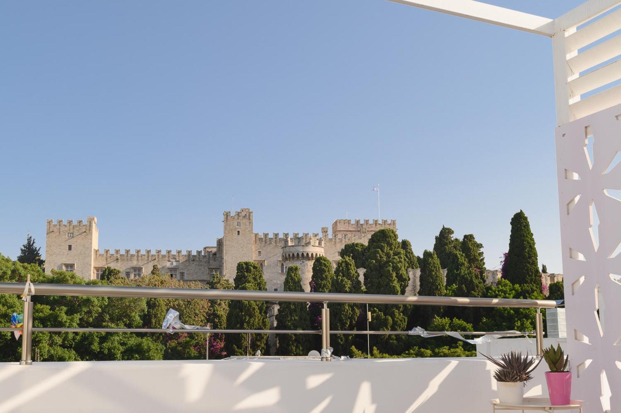 Castelo View Luxury Apt Rhodes City Екстер'єр фото